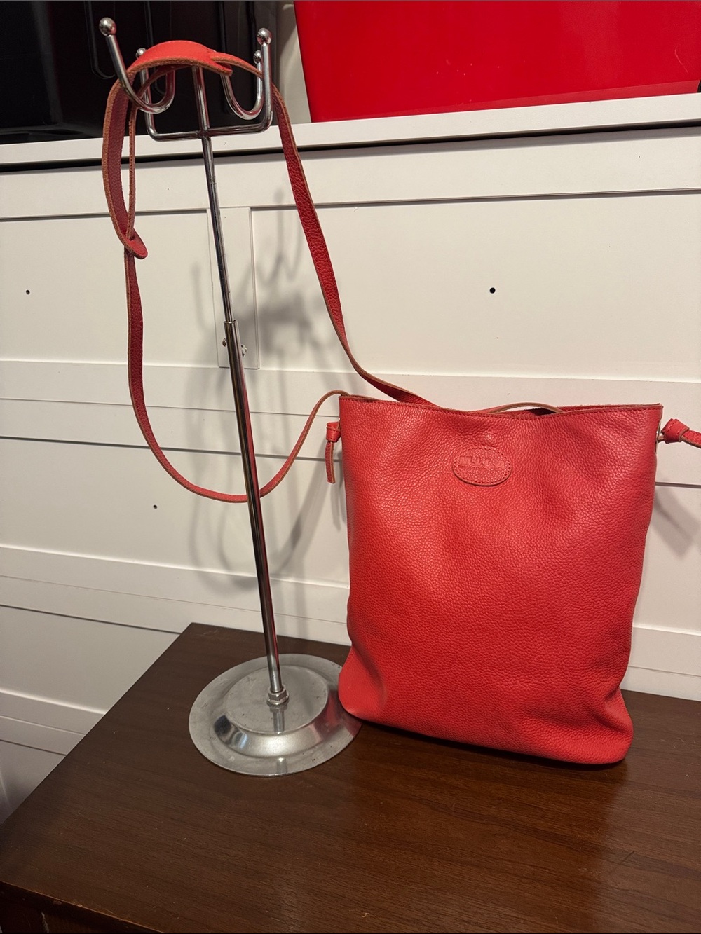 Red Pebbled Leather Crossbody Bag - Elegant Everyday Carry